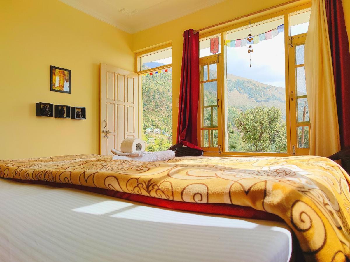 The Unmad, Dharamkot Hotel Dharamshala Bagian luar foto