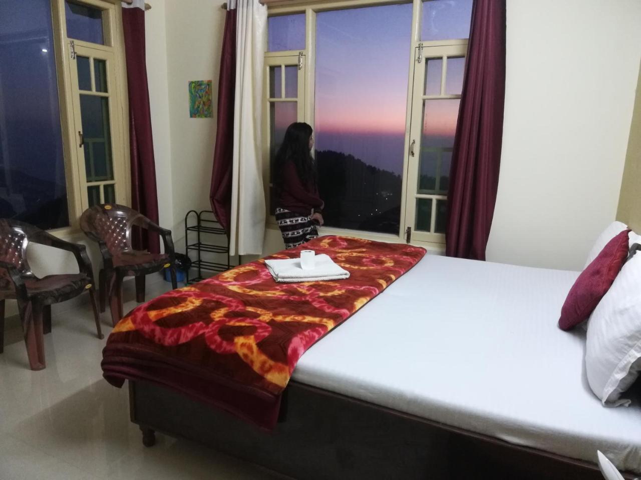 The Unmad, Dharamkot Hotel Dharamshala Bagian luar foto